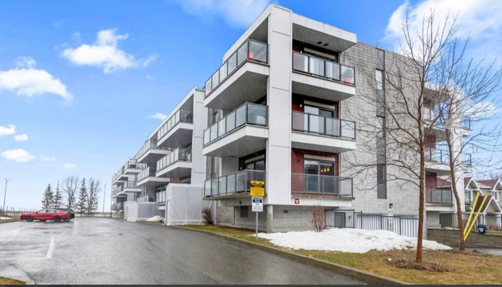 Grand 3 1/2 à Louer | 2945596