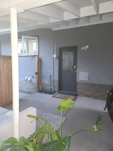$1300 - 2B. 1B-  Recently Renovated Property! | 13423 118 Avenue Northwest, Edmonton | 2934349