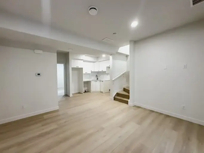BRIGHT 2 BEDROOM BASEMENT SUIT | Edmonton | 2934372