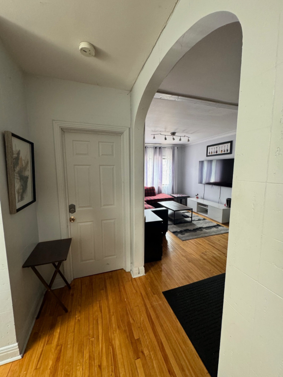 Appartement 1000 Pieds Carré | 2934752