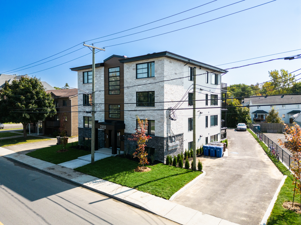 4 1/2 AVEC ÉLECTROS DISPO LE 1ER AOÛT! | 2934759