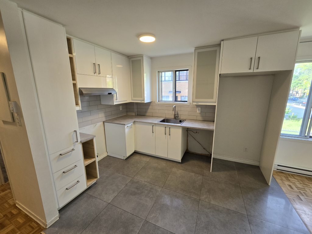 Appartement 5 1/2 Style Condo Sur 2 étag | 2934778