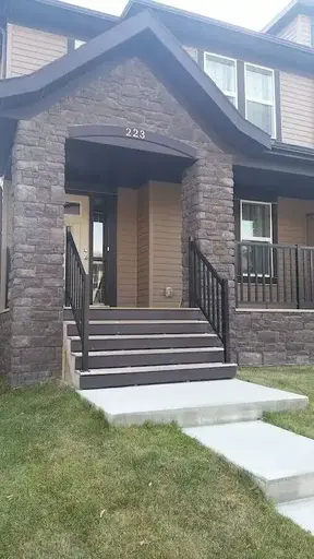 Spacious and contemporary 3 bedroom duplex | 223 Legacy Mews Southeast, Calgary | 2947116