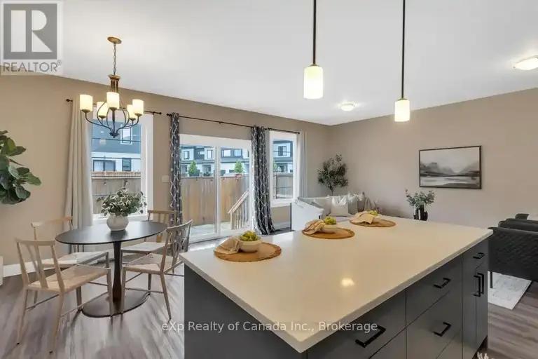 804 - 360 QUARTER TOWN LINE | 804 - 360 QUARTER TOWN LINE, Tillsonburg | 2935464