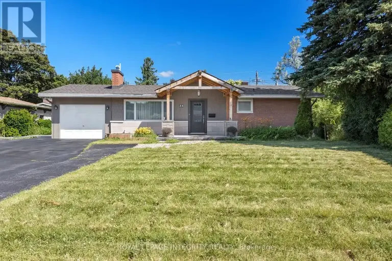 BASEMENT - 33 CONNISTON AVENUE | BASEMENT - 33 CONNISTON AVENUE, Ottawa | 2935542