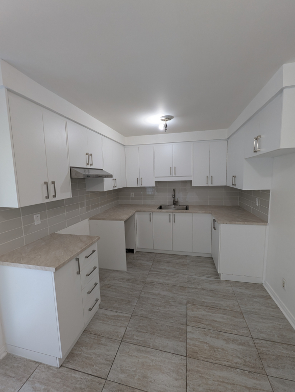 4 Chambres - 2 Salles De Bain | 2935789