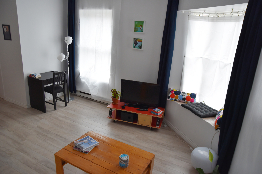 3 ½ Meublé, Propre & Lumineux | 2936207