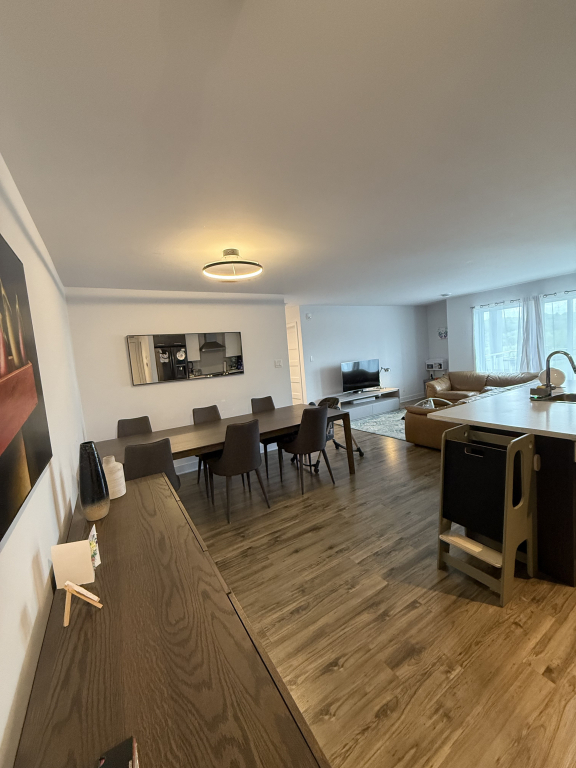Grand Condo Neuf 4 ½ à Louer – Mirabel | 2936219