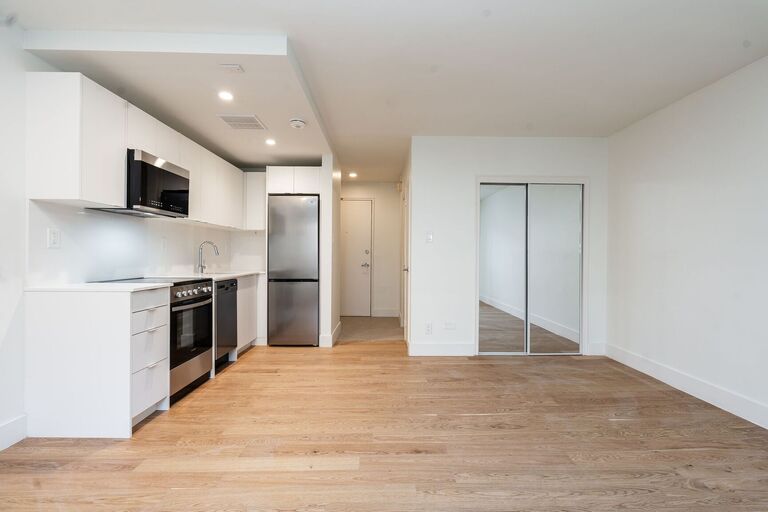 55 Hendrick Ave | 55 Hendrick Avenue, Toronto | 2967573