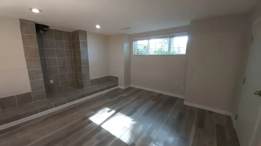 Choose LIfestyle!  Walkable! Bikeable! Whtye Ave! Quiet! | Edmonton | 2936398