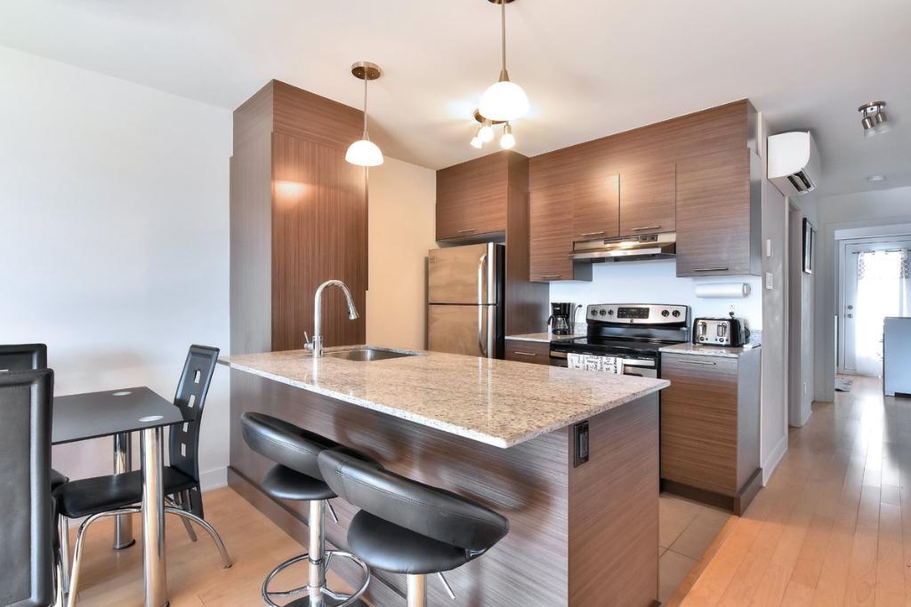 Beau condo avec garage intérieur à louer | 2936427