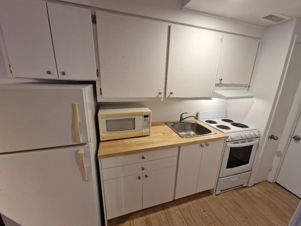 Studio tout-inclus/Métro Frontenac | 2937053