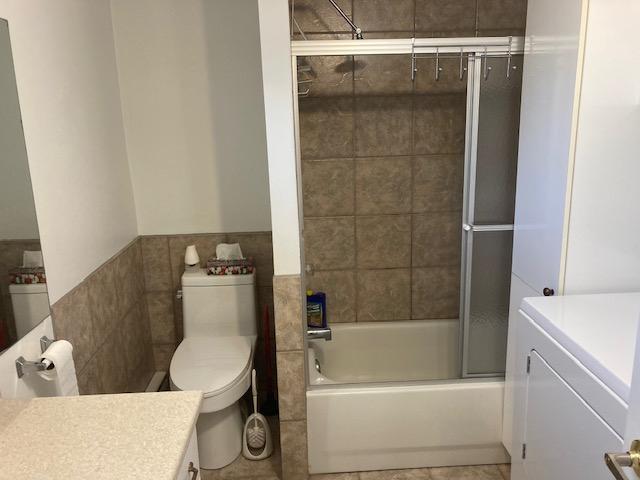 3 1/2 Appartement sous-sol Meublé tout inclus | 2937059
