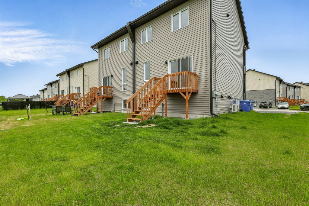 Unité De 3 Chambre à Louer | 2937170