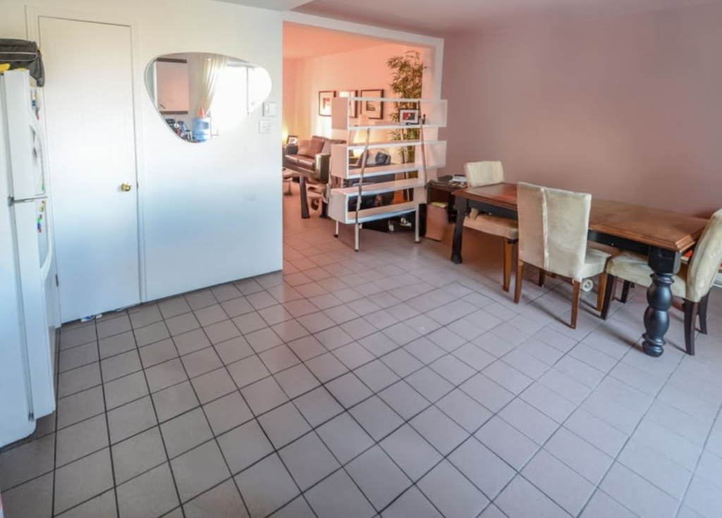 Grand 2 Ou 3 Chambres à Coucher/2 étages | 2937172