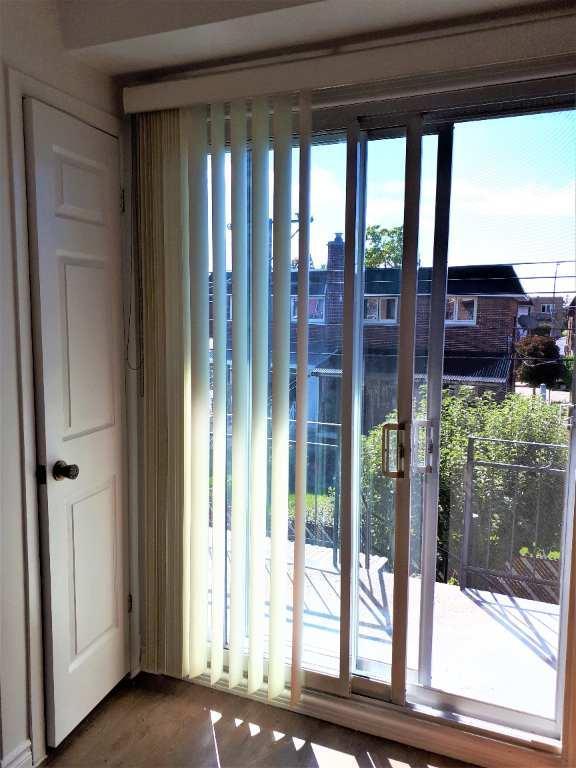 Nouveau-Rosemont Grand 4 1/2 rénové haut triplex | 2937554