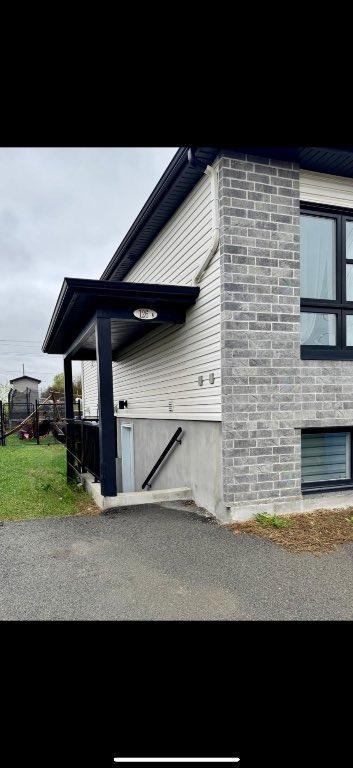 Appartement À LOUER- GRAND 4 ½ À SAINTE-SOPHIE *** | 2937556