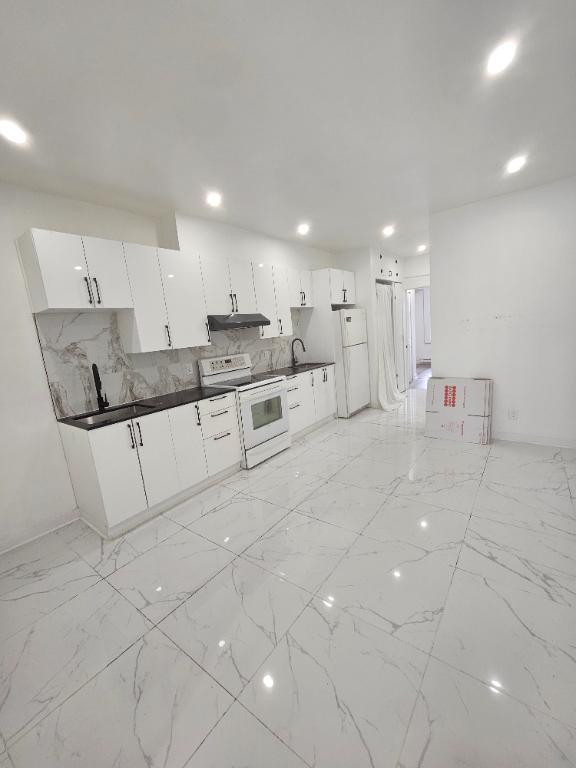 4 1/2 appartement Rénové à louer Plateau-Mont-Royal | 2937565