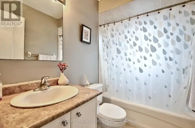 33 BUGELLI DRIVE S | 33 BUGELLI DRIVE S, Whitby | 2937728