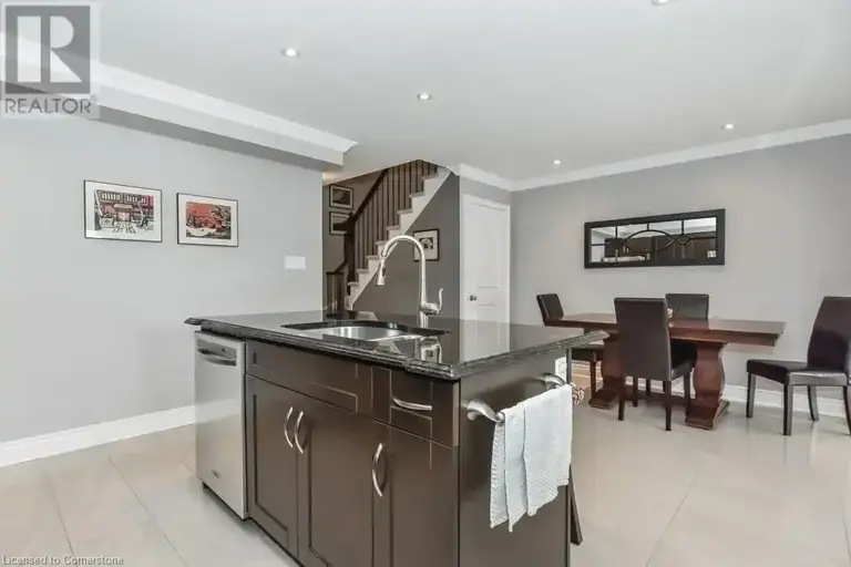 1035 VICTORIA Road S Unit# 15 | 1035 VICTORIA Road S Unit# 15, Guelph | 2937907