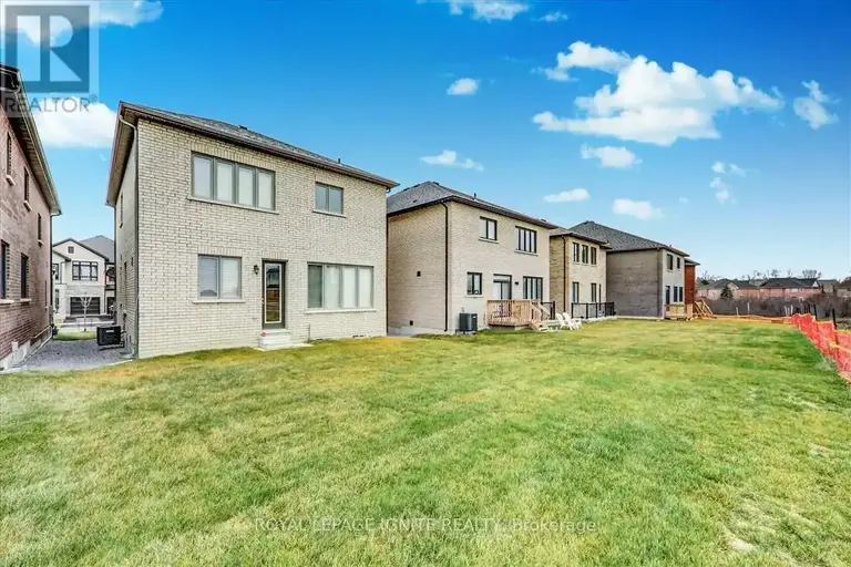96 CLOSSON DRIVE | 96 CLOSSON DRIVE, Whitby | 2937922