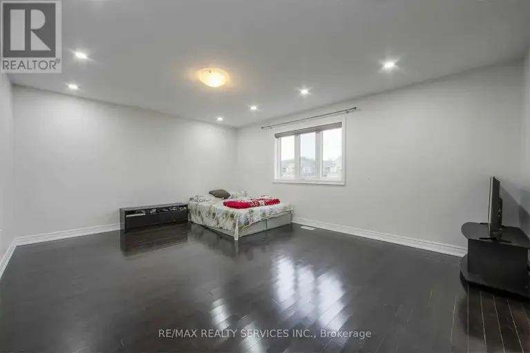 7 GLENGOWAN STREET | 7 GLENGOWAN STREET, Whitby | 2937926