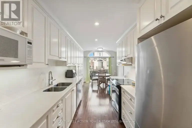 812 ASHENVALE WAY | 812 ASHENVALE WAY, Ottawa | 2937943
