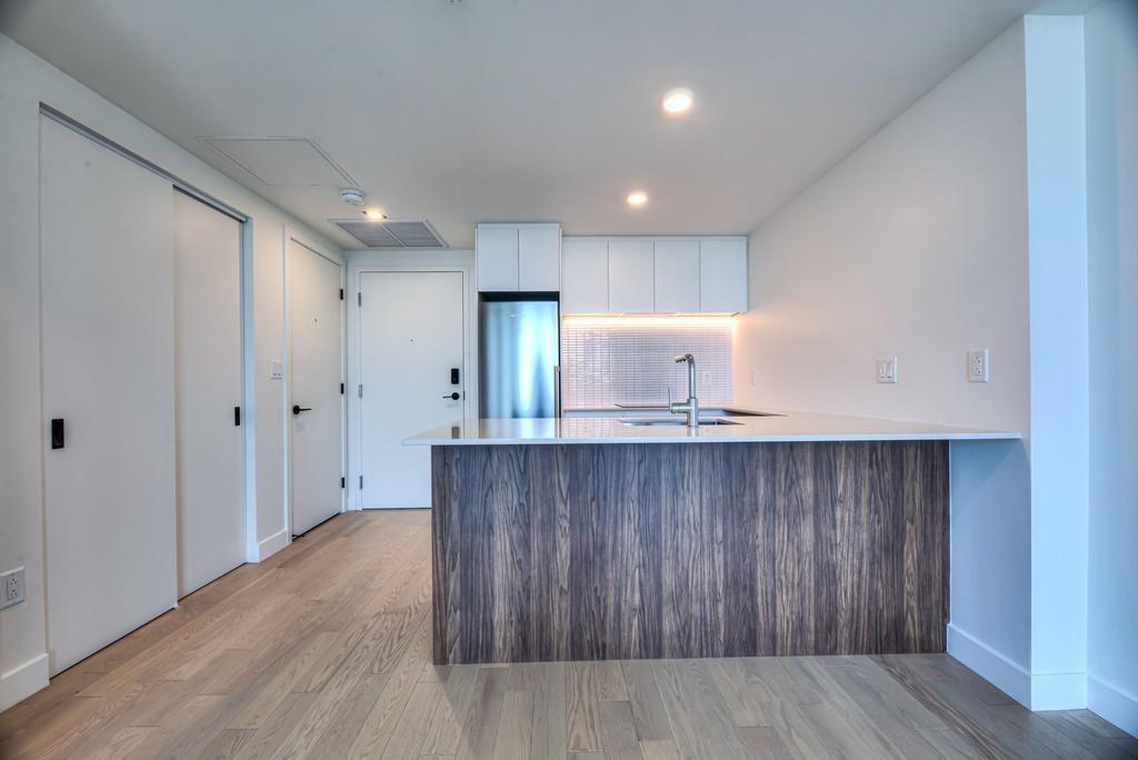 2 CH - 1 SDB - Montreal - CESSION DE BAIL | 2937979