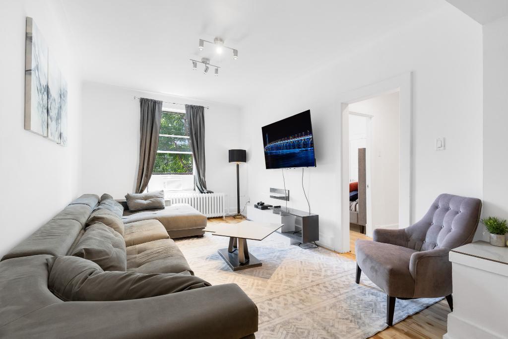 Grand 5½ entièrement meublé sur le Plateau, disponible à partir du 1er septembre 2025 - Sherbrooke St. | 2937982