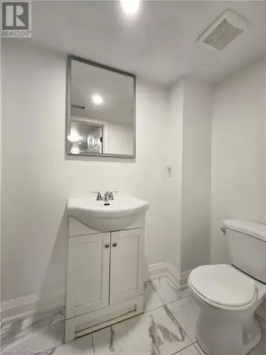 1 ROBINSON Street N Unit# MAIN FLR | 1 ROBINSON Street N Unit# MAIN FLR, Grimsby | 2938031