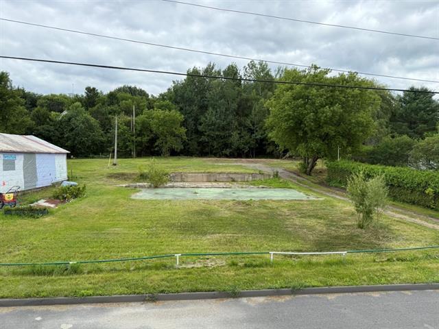 Danville (Estrie) : Grand terrain pour construction multi-logement | 2939434