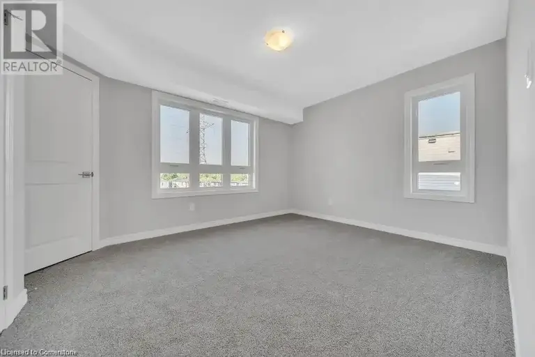 273 CHAPEL HILL Drive | 273 CHAPEL HILL Drive, Kitchener | 2938151
