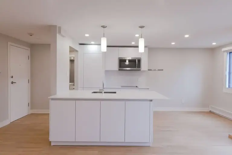 St. Lambert | 1525 Avenue Victoria, Saint-Lambert | 2953673