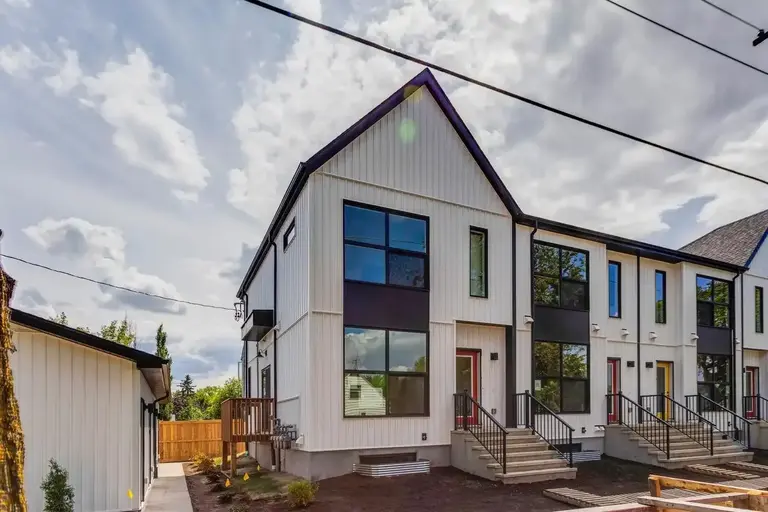 Prince Charles 4 Plex | 12321 120 Avenue Northwest, Edmonton | 2938912
