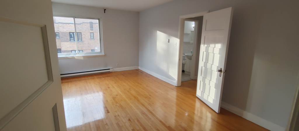 Grand 5 ½ à Louer – Côte Saint-Luc | 2939021