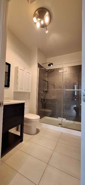 Grand 4 1/2 meublé, l'endroit idéal pour vivre une vie de luxe | 2939275
