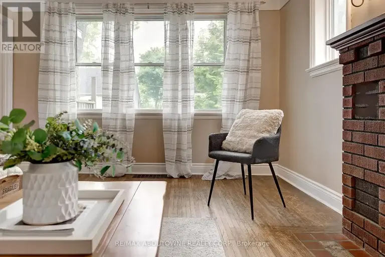 469 WOODLAND AVENUE | 469 WOODLAND AVENUE, Burlington | 2939537