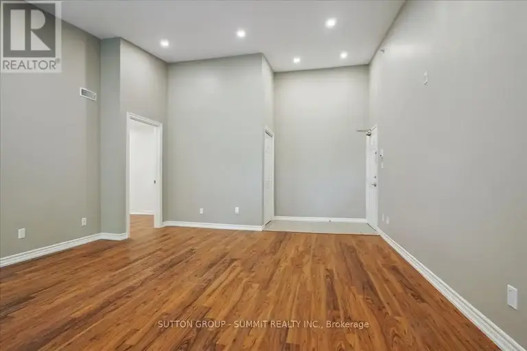 407 - 1490 BISHOPS GATE | 407 - 1490 BISHOPS GATE, Oakville | 2939557