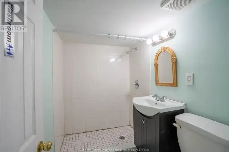 357 Josephine AVENUE | 357 Josephine AVENUE, Windsor | 2939573