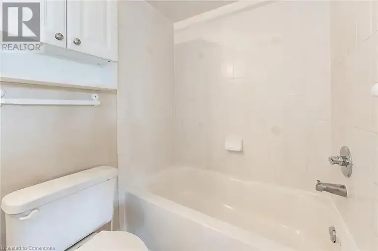 2367 SUTTON Drive | 2367 SUTTON Drive, Burlington | 2939612
