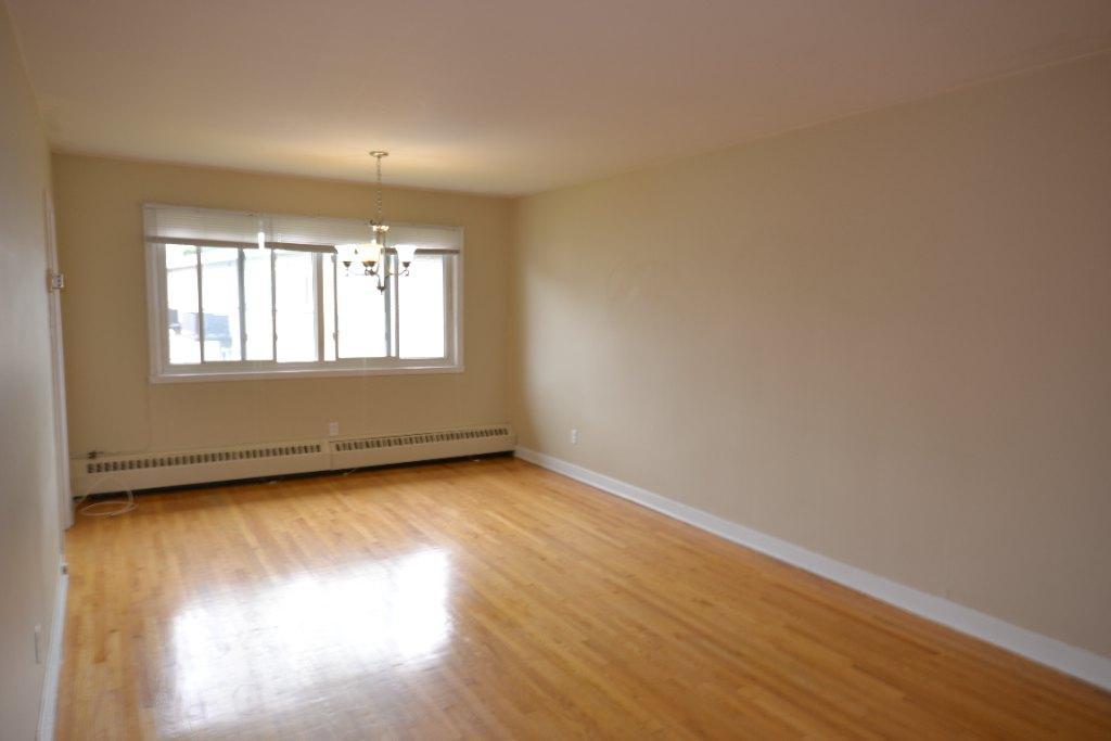 POINTE-CLAIRE - TRÈS GRAND ET LUXUEUX 3½ À LOUER | 2939715