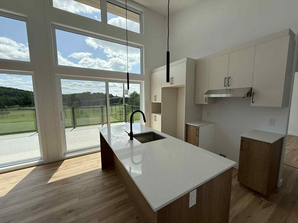 APPARTEMENT DE LUXE À LOUER | 4 1/2 AU TROISIÈME ÉTAGE | 2939721