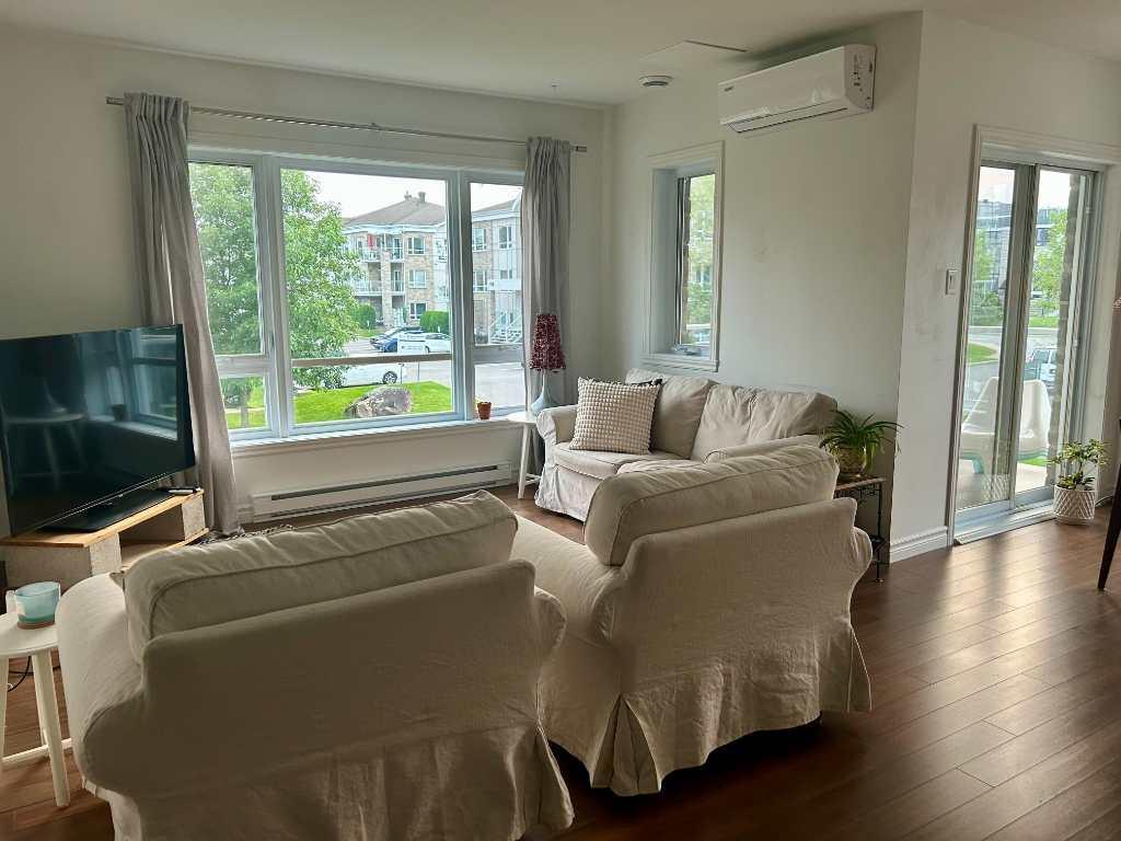 **UN MOIS GRATUIT** 4 1/2 spacieux et lumineux | 2976107