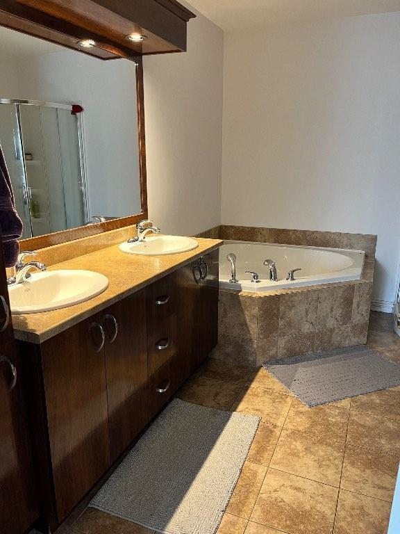 Condo à louer | 2939729