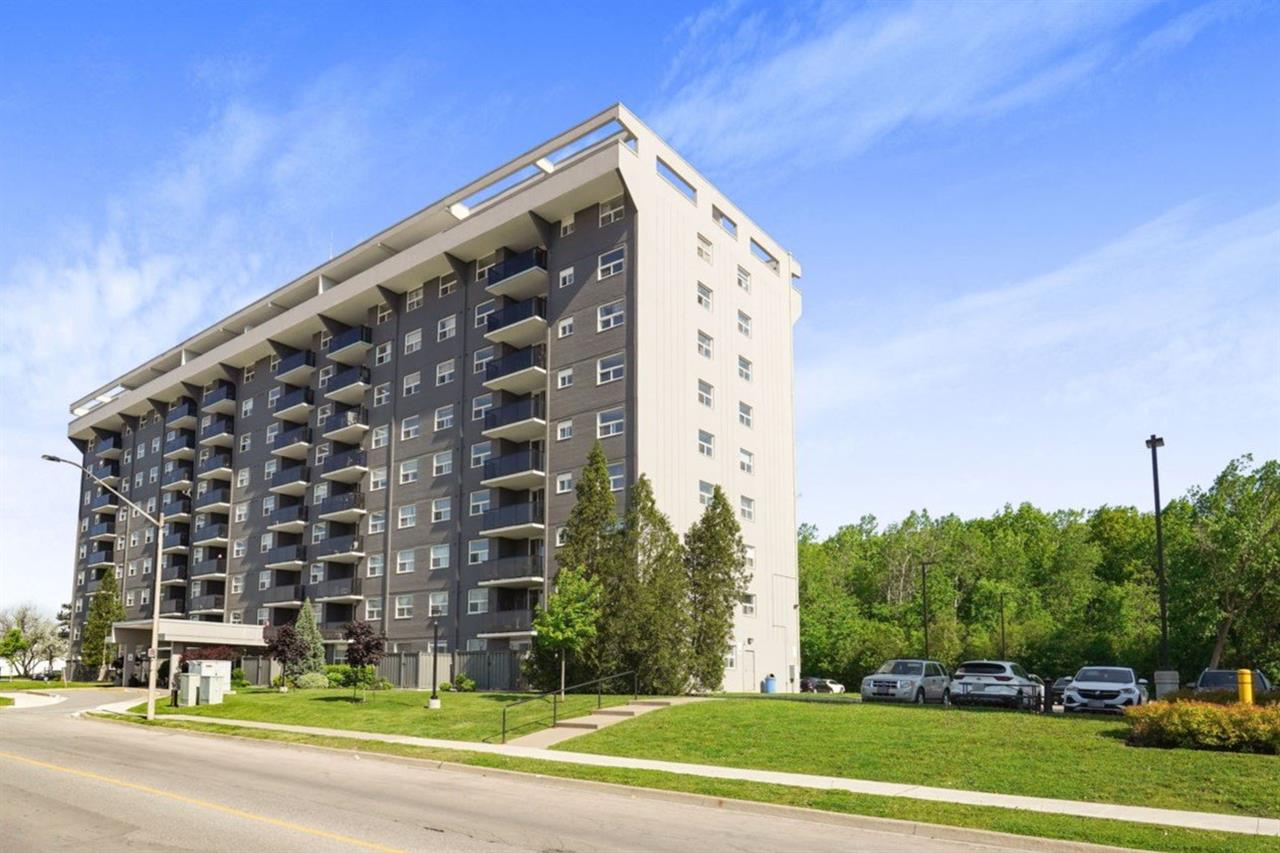 Doral Tower Apartments | 2939890