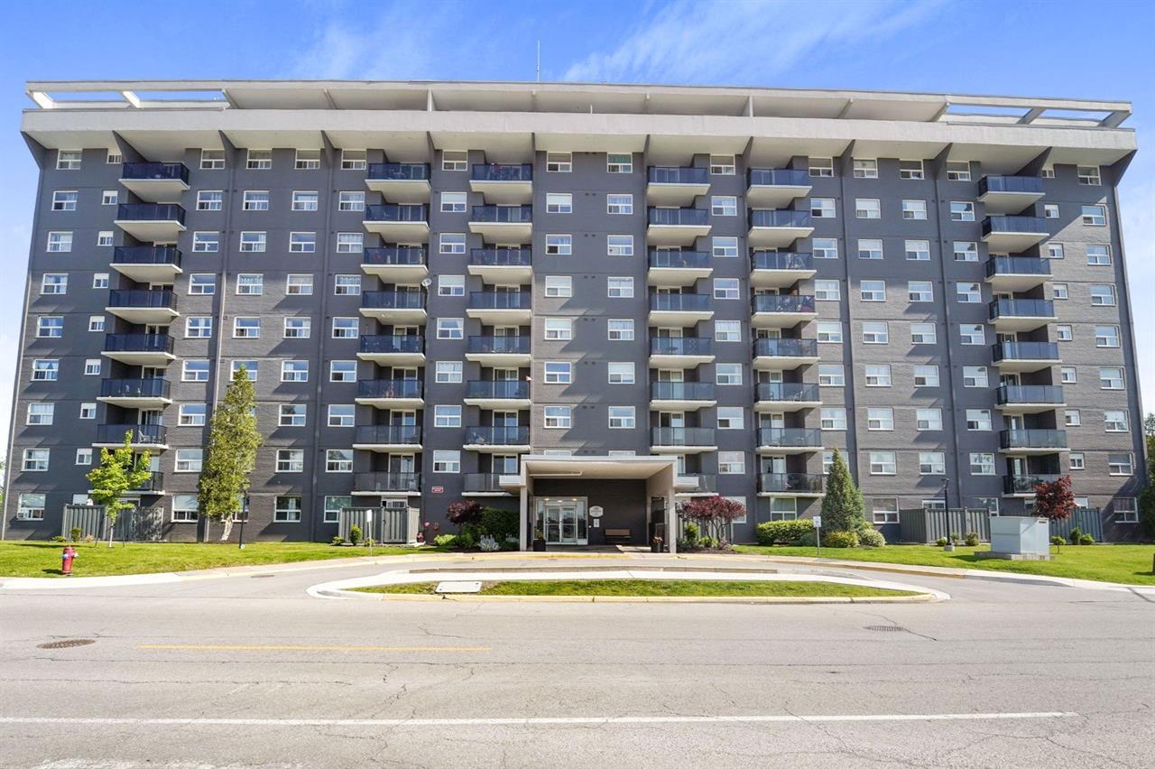 Doral Tower Apartments | 2939890