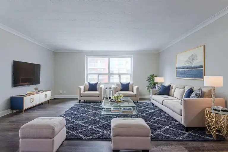 Upper Canada Apartments 165 | 165 Erskine Ave., Toronto | 2962316