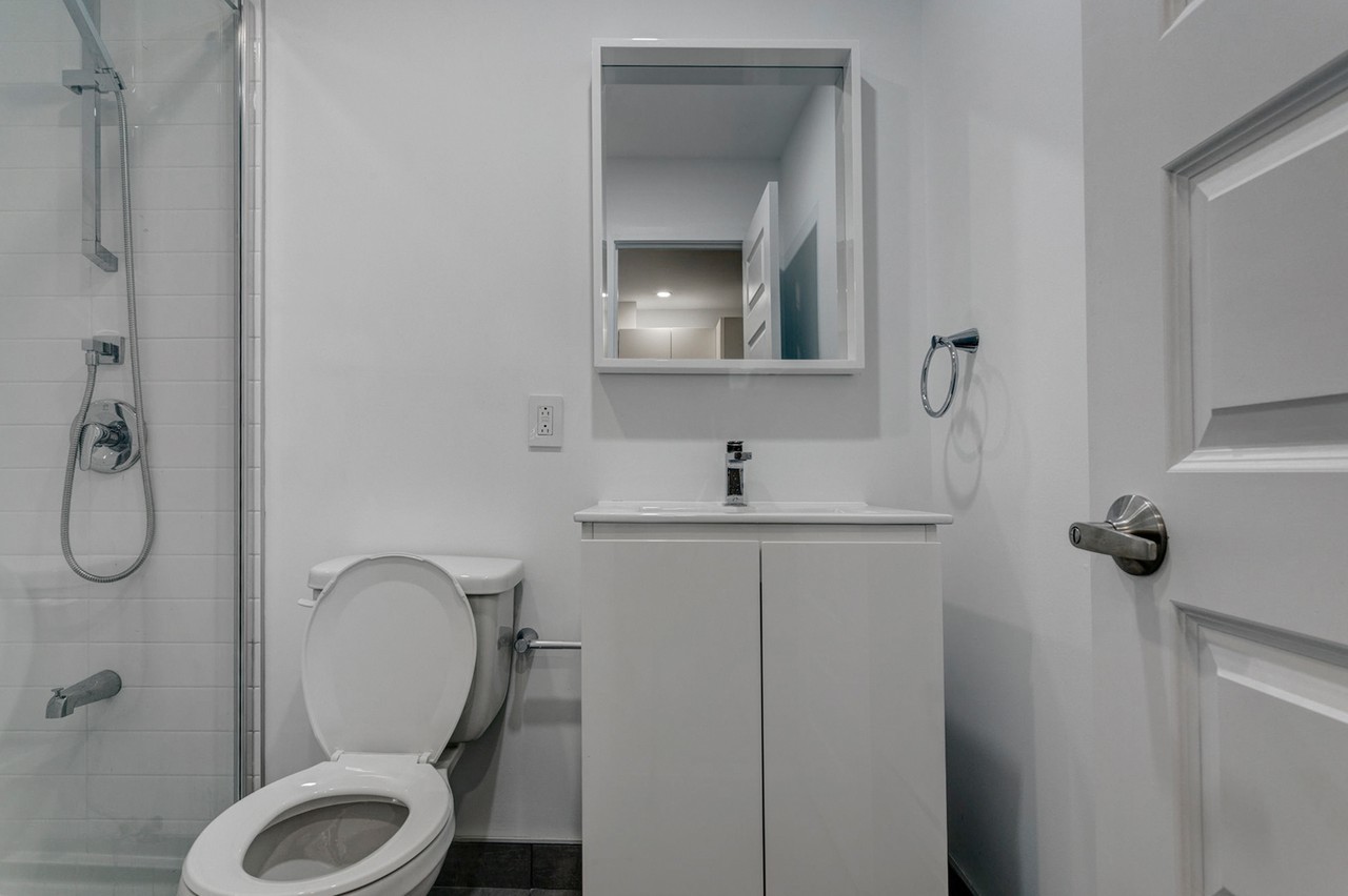 3 Bedroom - 4304 Rue Saint-Antoine Ouest, Montréal | 2940528