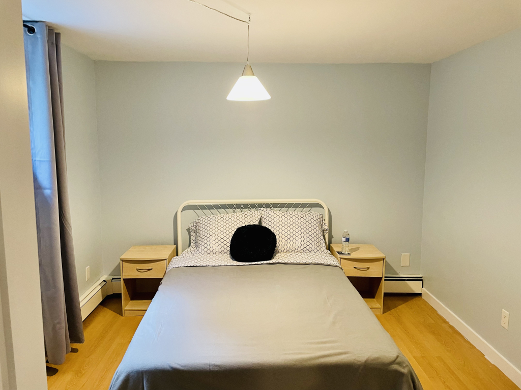 Chambre Meublée Disponible Maintenant | 2940553