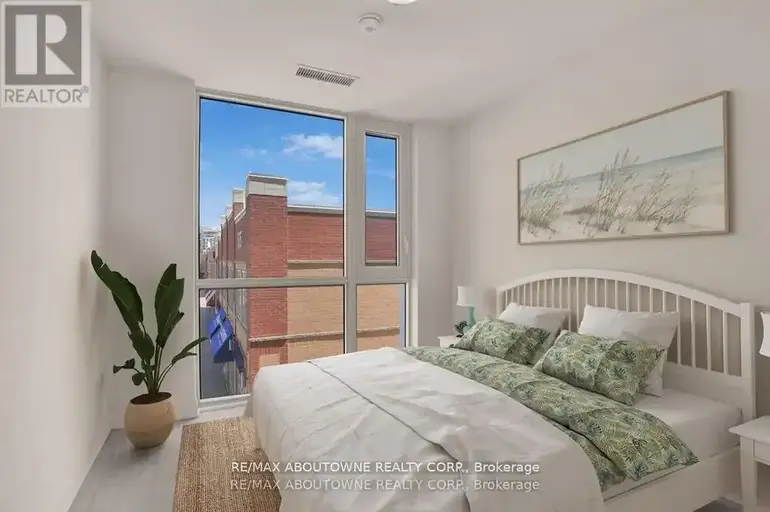 219 - 509 DUNDAS STREET W | 219 - 509 DUNDAS STREET W, Oakville | 2940693
